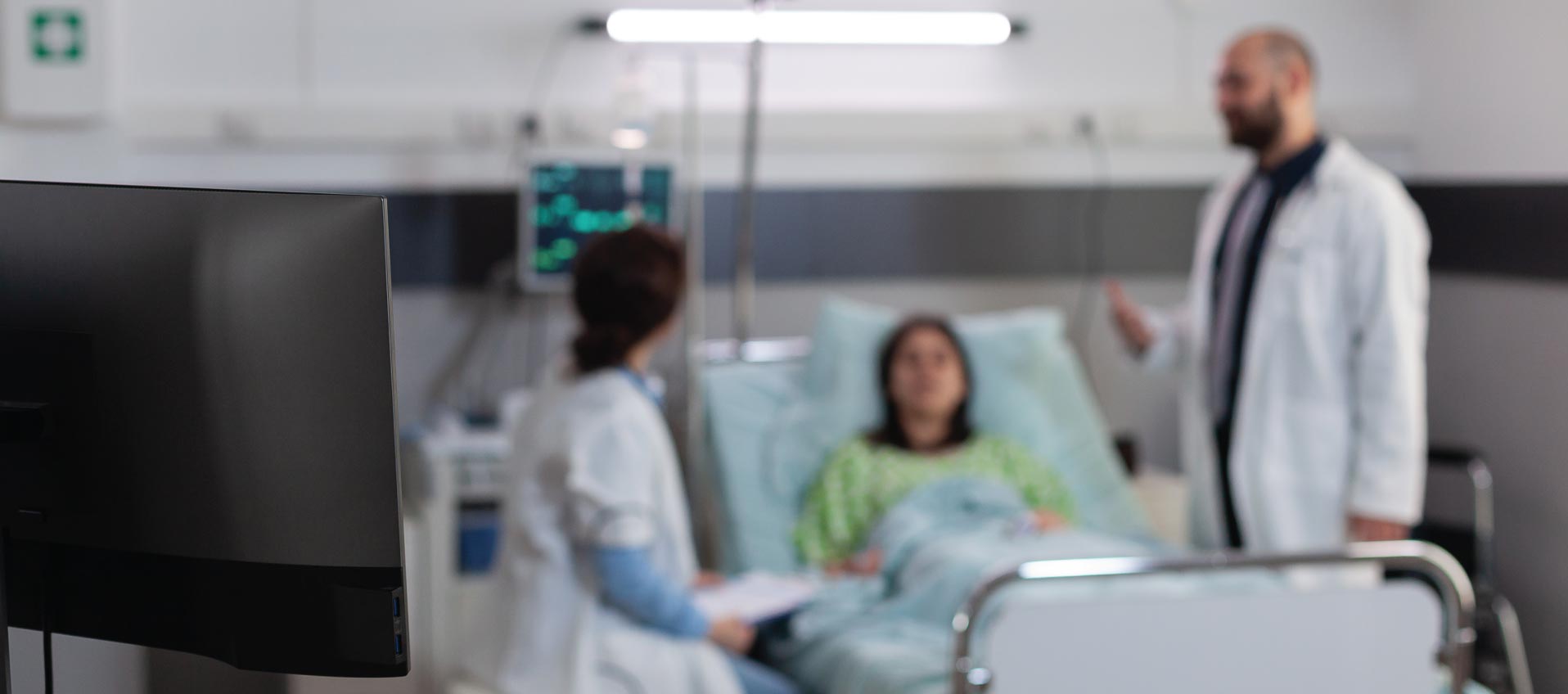 Is urgent care the same as a walk in clinic physician explaining healthcare options at Priority ER in Odessa Texas