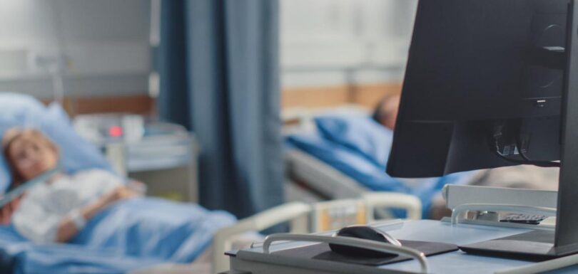 Is urgent care the same as a walk in clinic comparison infographic Odessa Texas Priority ER